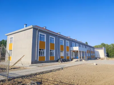 КУРБУ АЙЫЛЫНДА ЖАНЫ МЕКТЕП БҮТКӨРҮЛДҮ.