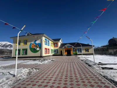 ТЕМИР АЙЫЛЫНА ЖАНЫ БАЛА БАКЧА КУРУЛДУ.